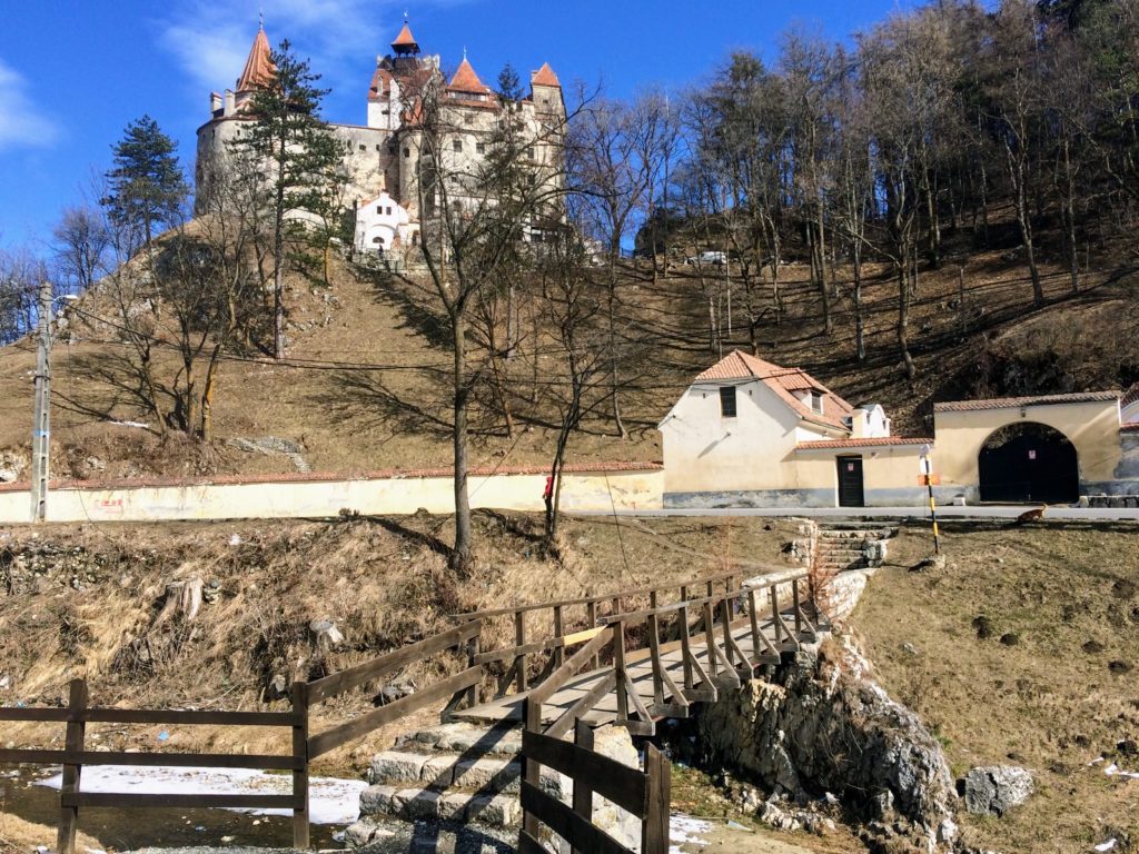 ルーマニアの吸血鬼ドラキュラの城 ブラン城に行ってはいけない理由 Ca Voir さぼわーる