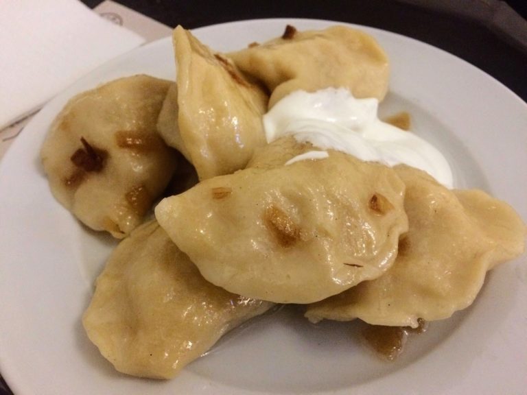 ウクライナのヴァレーニキ（ペロギ）のレシピ